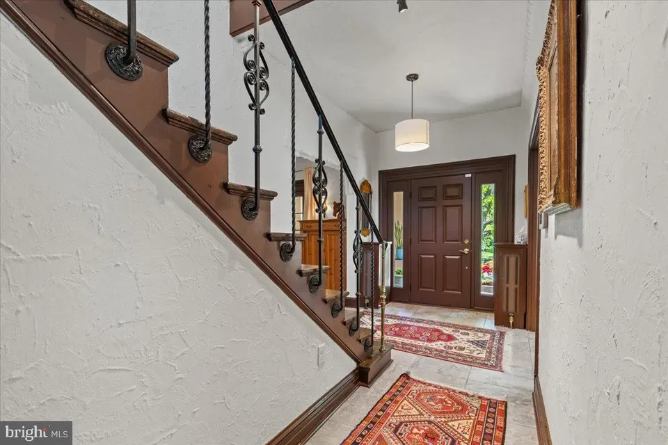 3 Bed 3 Bath Classic Historic Era Home in Washington, DC - 4