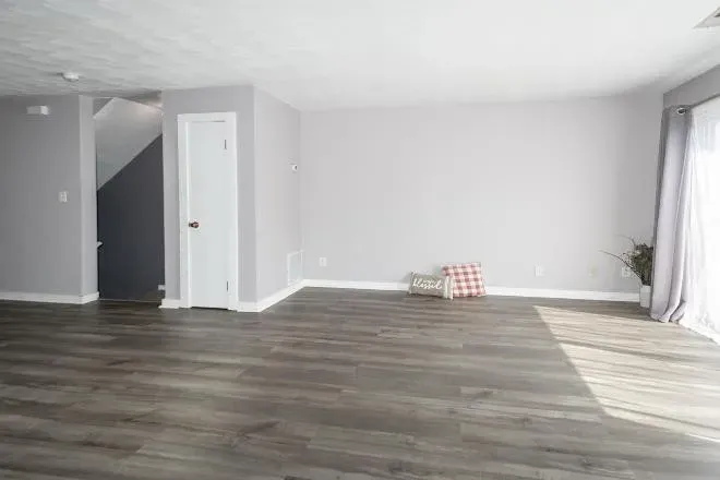 3 Bed 3 Bath Contemporary High-Rise Condo in Norfolk, VA - 4