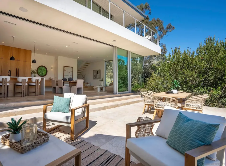 3 Bed 3 Bath Contemporary Modern in San Diego, CA