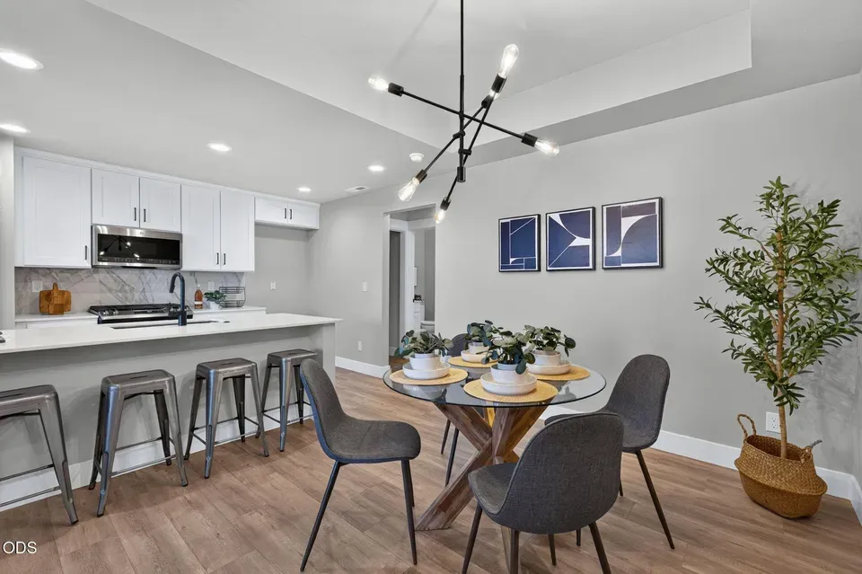 3 Bed 3 Bath Contemporary Multi-Level Townhome in Bend, OR - 4