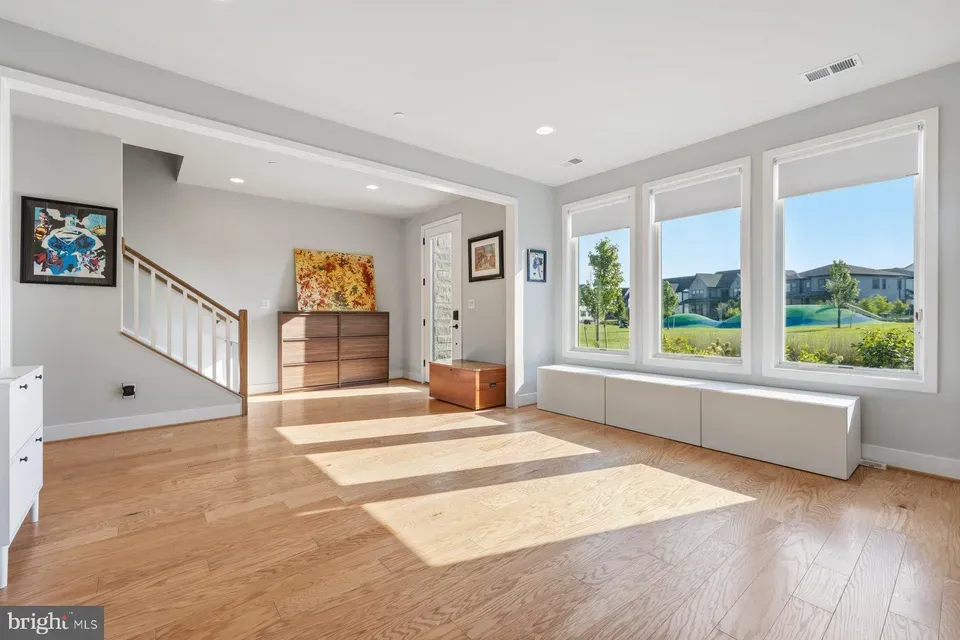 3 Bed 3 Bath Contemporary Multi-Level Townhome in Bethesda, MD - 2