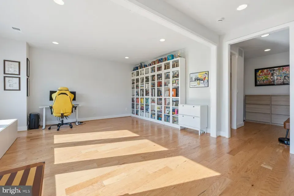 3 Bed 3 Bath Contemporary Multi-Level Townhome in Bethesda, MD - 3