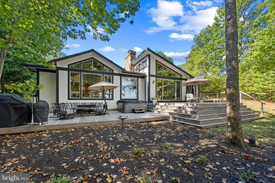 3 Bed 3 Bath Established Contemporary Home in Annapolis, MD - 3