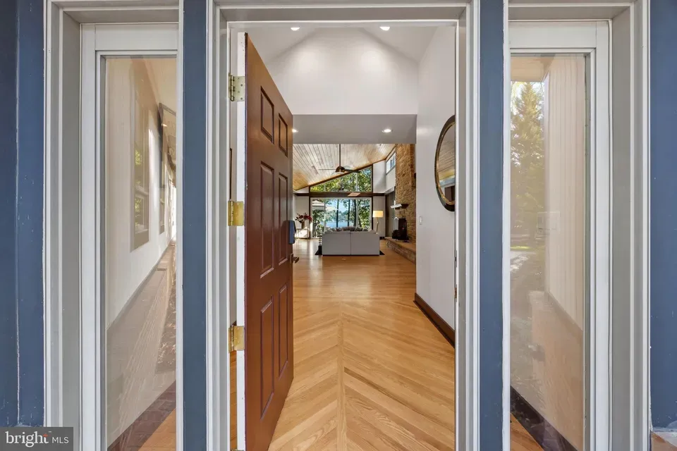 3 Bed 3 Bath Established Contemporary Home in Annapolis, MD - 4