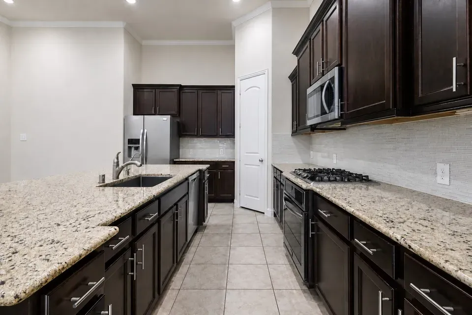 3 Bed 3 Bath Established Contemporary Home in League City, TX - 4