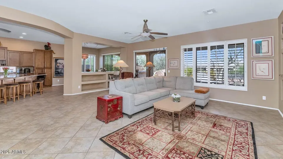 3 Bed 3 Bath Established Contemporary Home in Phoenix, AZ - 3