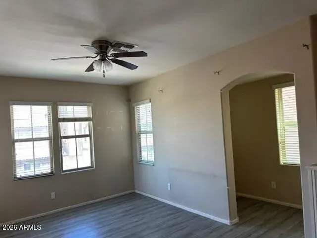 3 Bed 3 Bath Established Contemporary Home in Phoenix, AZ - 3