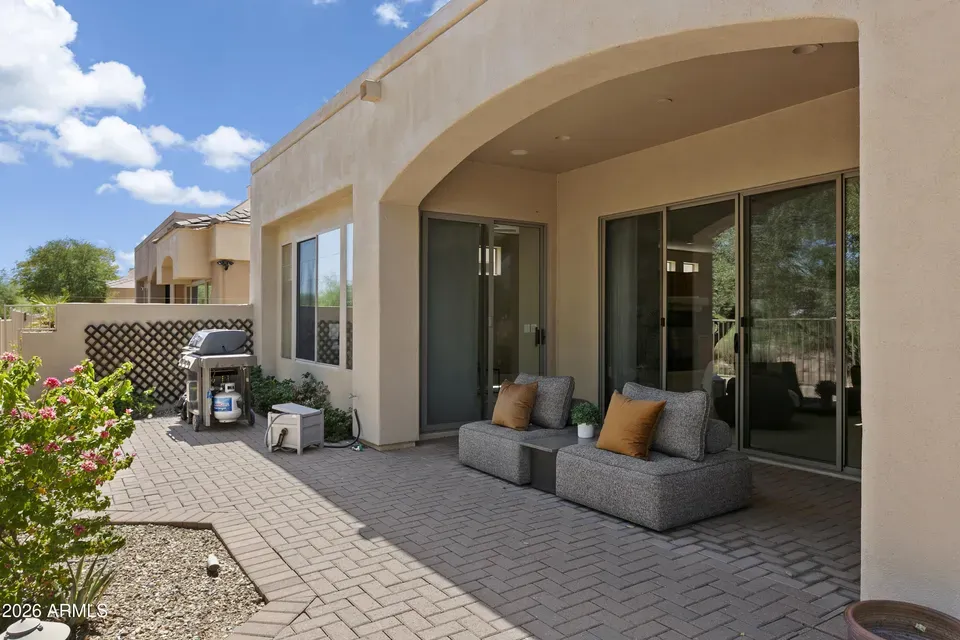 3 Bed 3 Bath Established Contemporary Home in Scottsdale, AZ - 5