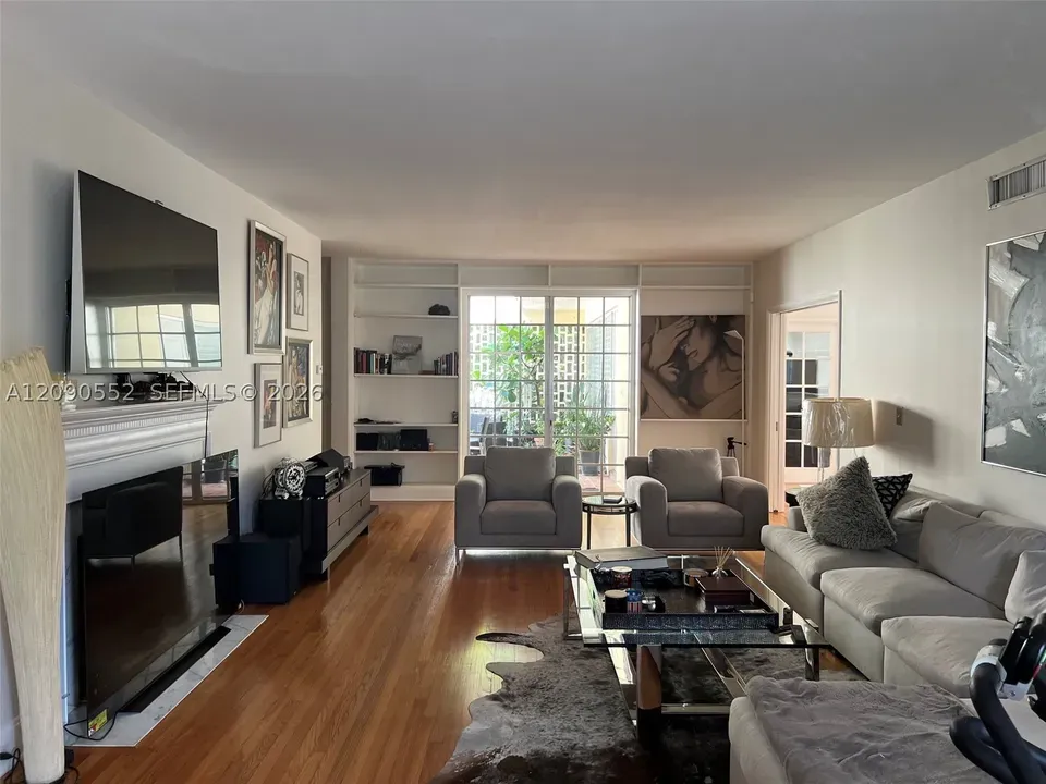 3 Bed 3 Bath Established Mid-Century Residence in Coral Gables, FL - 4