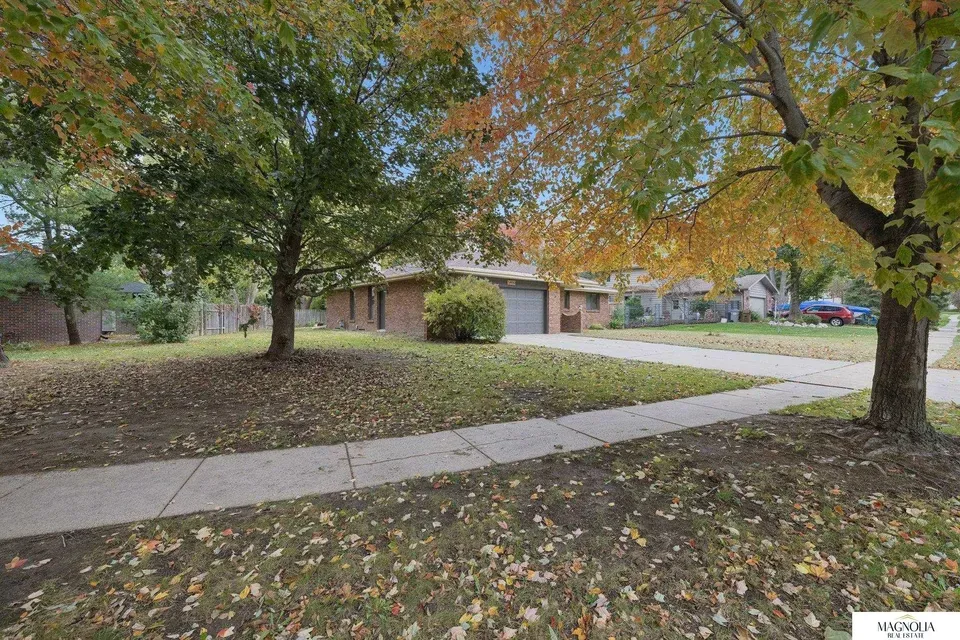 3 Bed 3 Bath Established Mid-Century Residence in Lincoln, NE - 3