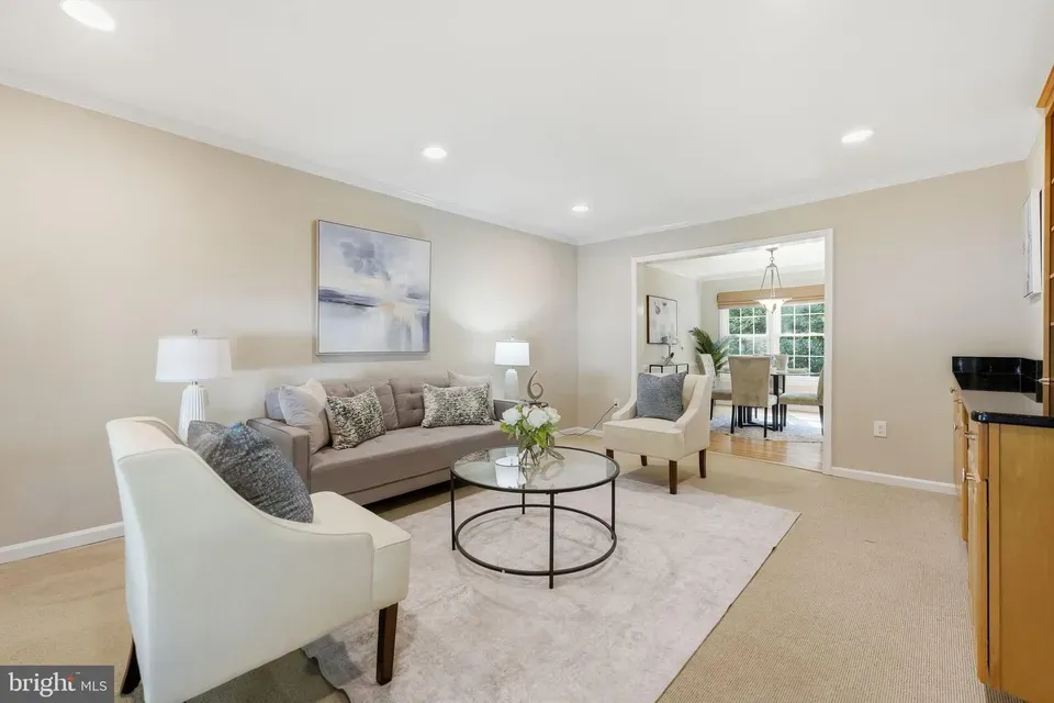 3 Bed 3 Bath Established Multi-Level Townhouse in Bethesda, MD - 5
