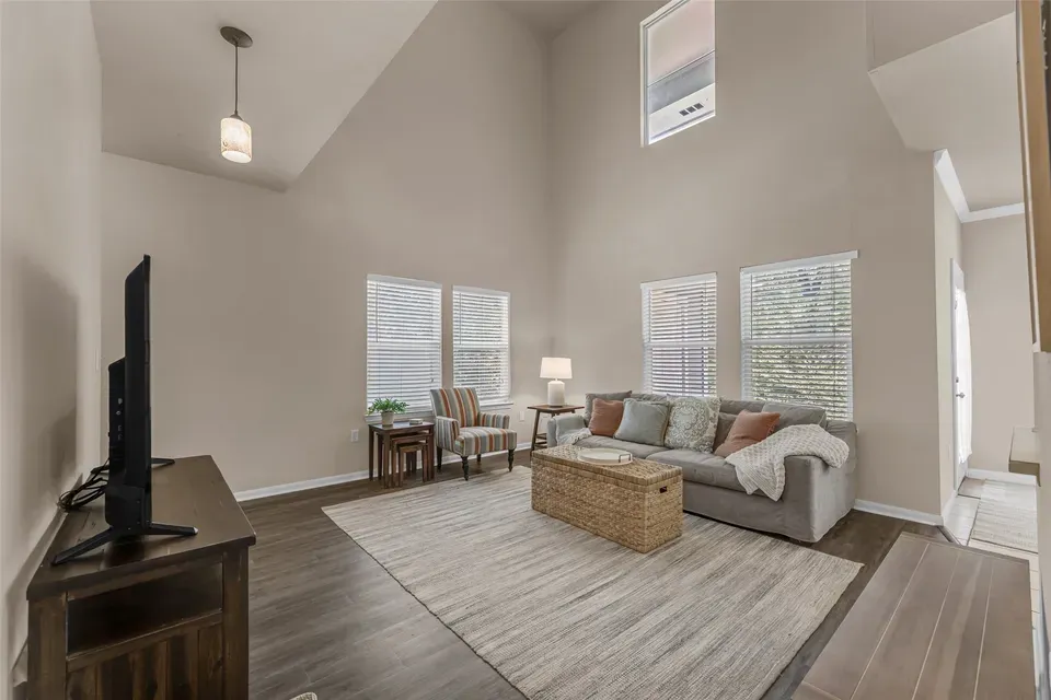 3 Bed 3 Bath Established Multi-Level Townhouse in College Station, TX - 4