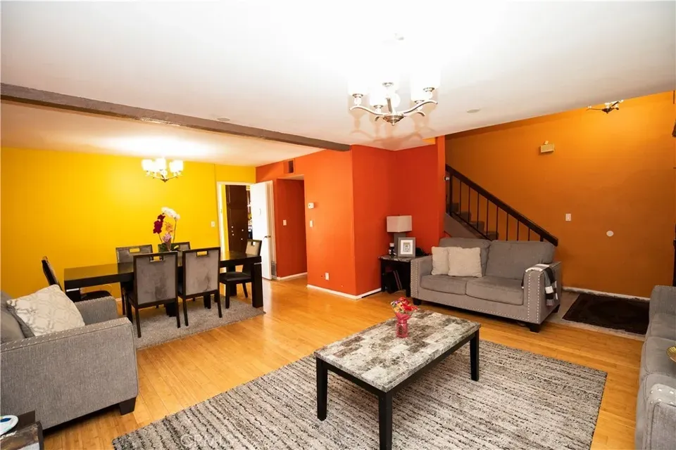 3 Bed 3 Bath Established Multi-Level Townhouse in Los Angeles, CA - 5
