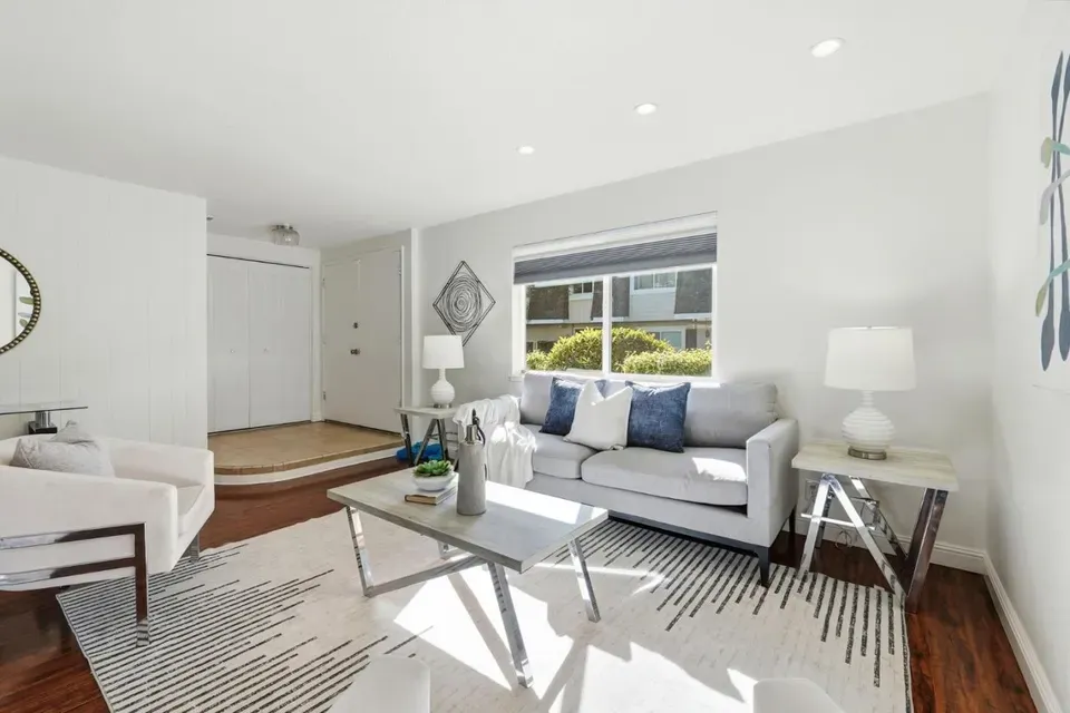 3 Bed 3 Bath Established Multi-Level Townhouse in San Jose, CA - 2