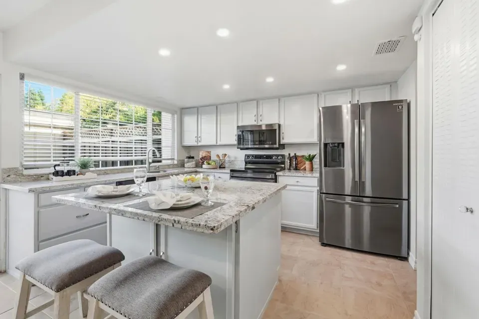 3 Bed 3 Bath Established Multi-Level Townhouse in San Jose, CA - 3