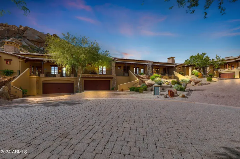 3 Bed 3 Bath Established Multi-Level Townhouse in Scottsdale, AZ - 1
