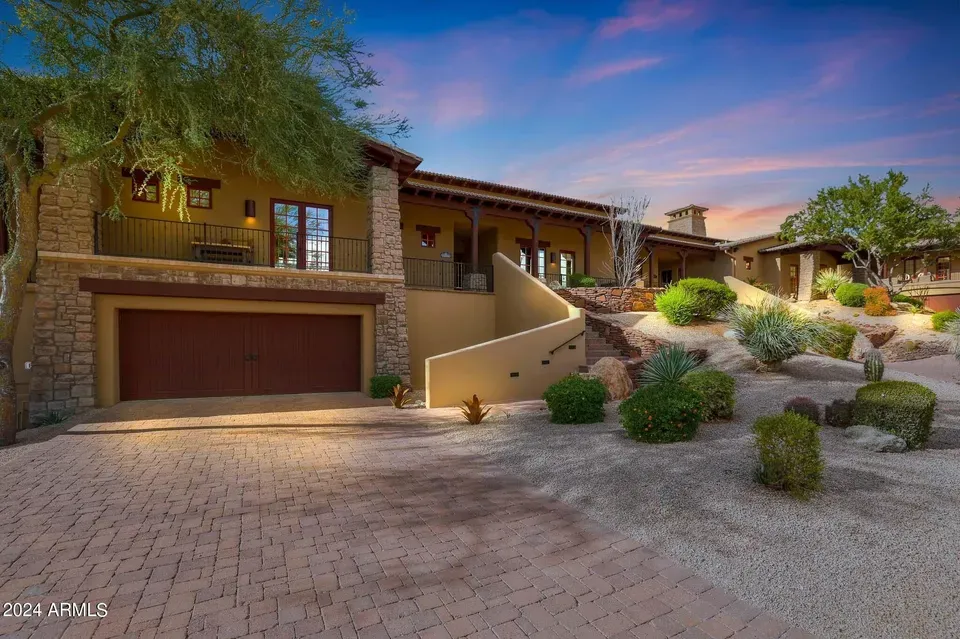 3 Bed 3 Bath Established Multi-Level Townhouse in Scottsdale, AZ - 3