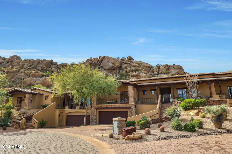 3 Bed 3 Bath Established Multi-Level Townhouse in Scottsdale, AZ - 4