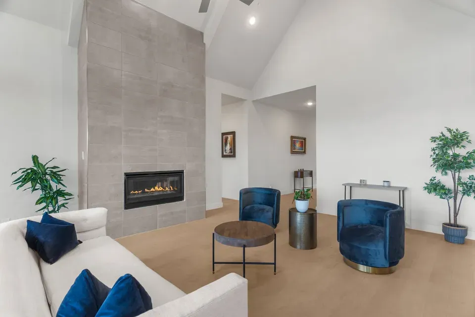 3 Bed 3 Bath Modern Contemporary Residence in Allen, TX - 4