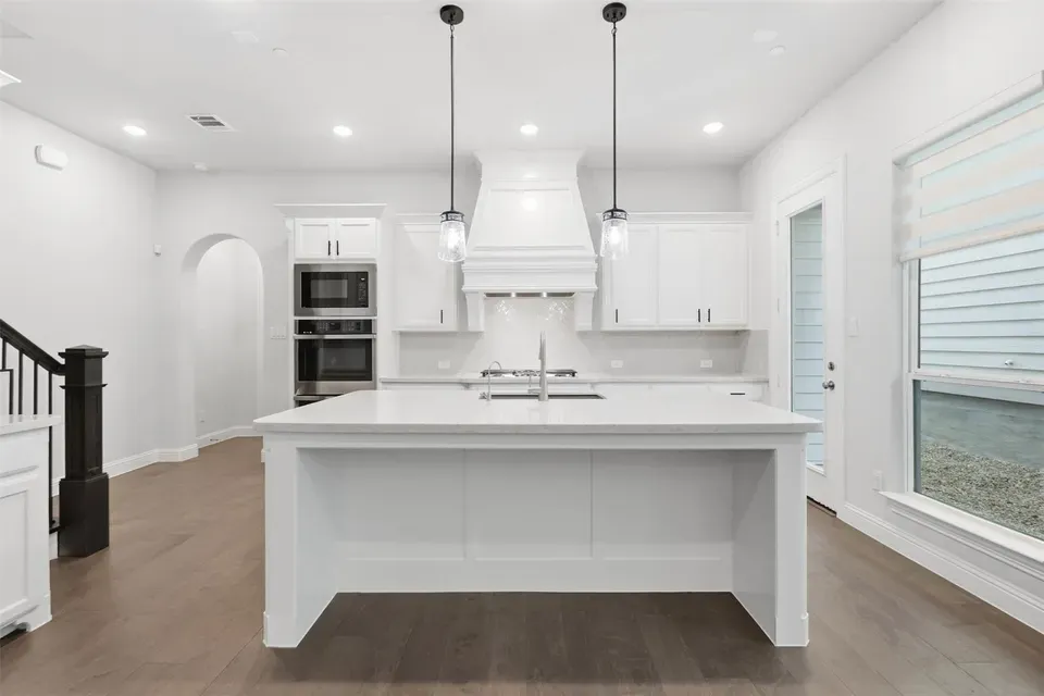 3 Bed 3 Bath Modern Contemporary Residence in Allen, TX - 2