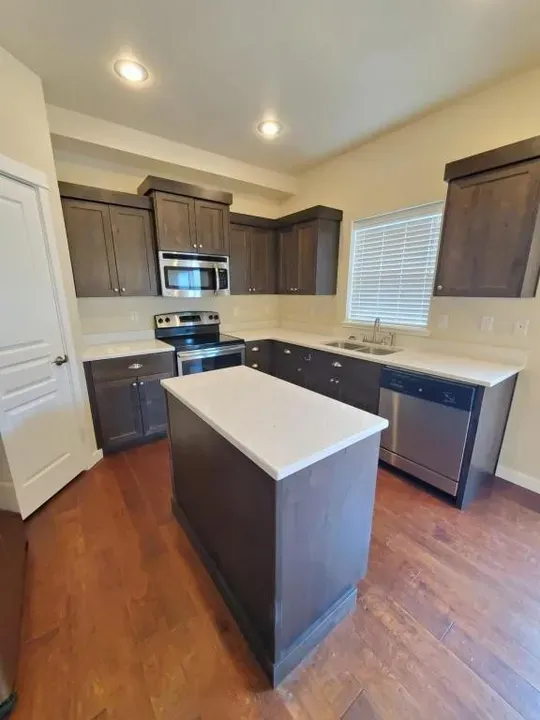 3 Bed 3 Bath Modern Contemporary Residence in Boise, ID - 4