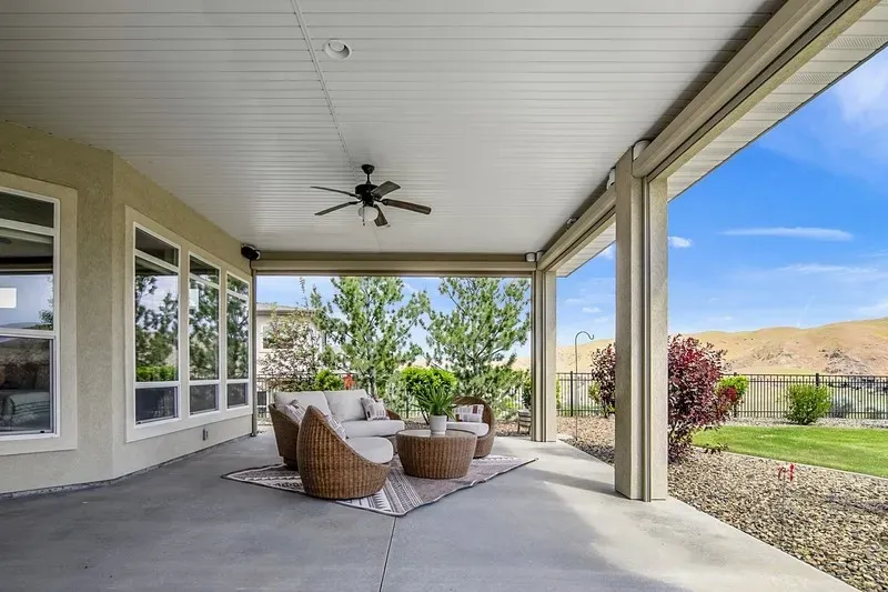 3 Bed 3 Bath Modern Contemporary Residence in Boise, ID