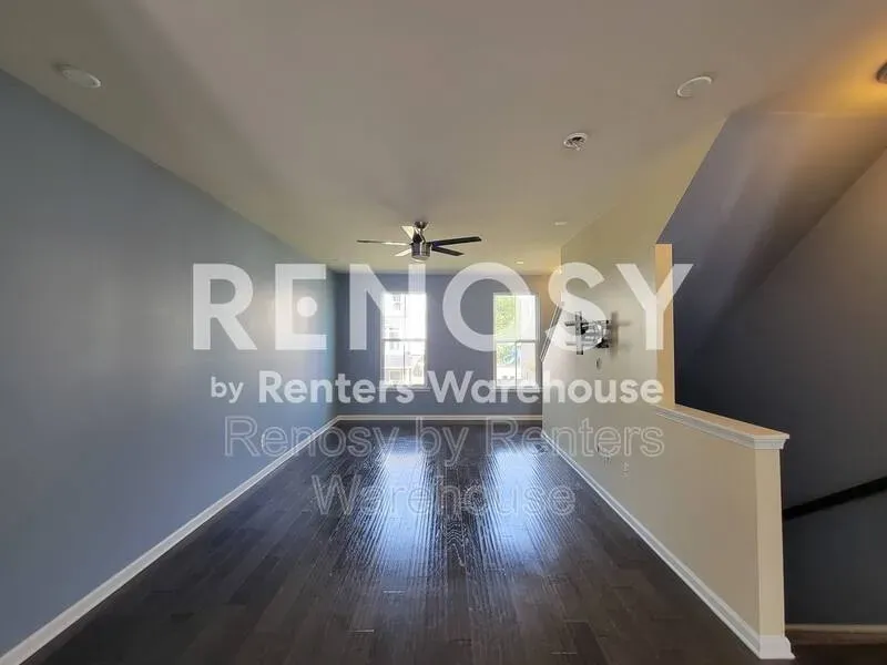 3 Bed 3 Bath Modern Contemporary Residence in Chesapeake, VA - 4