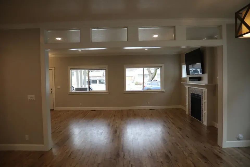 3 Bed 3 Bath Modern Contemporary Residence in Coeur d Alene, ID - 2