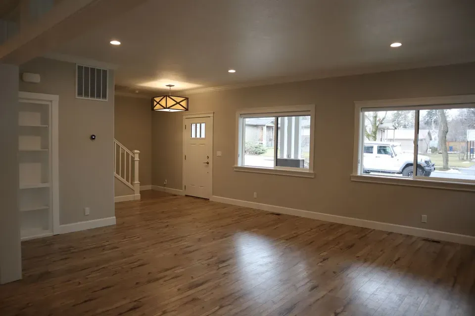 3 Bed 3 Bath Modern Contemporary Residence in Coeur d Alene, ID - 3