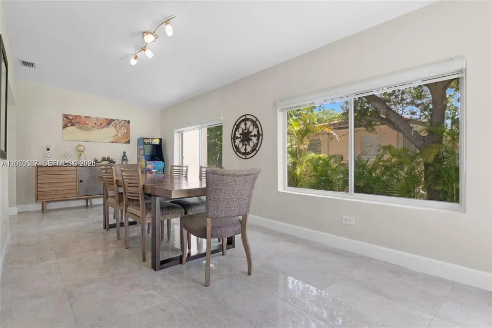 3 Bed 3 Bath Modern Contemporary Residence in Coral Gables, FL - 4