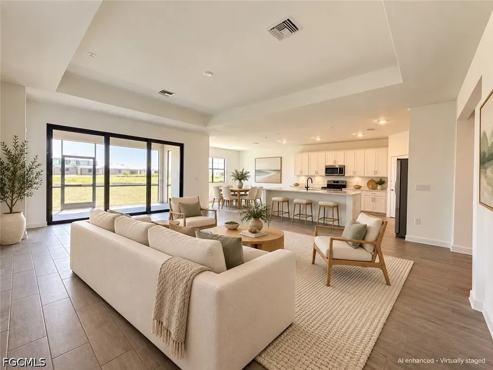 3 Bed 3 Bath Modern Contemporary Residence in Fort Myers, FL - 3