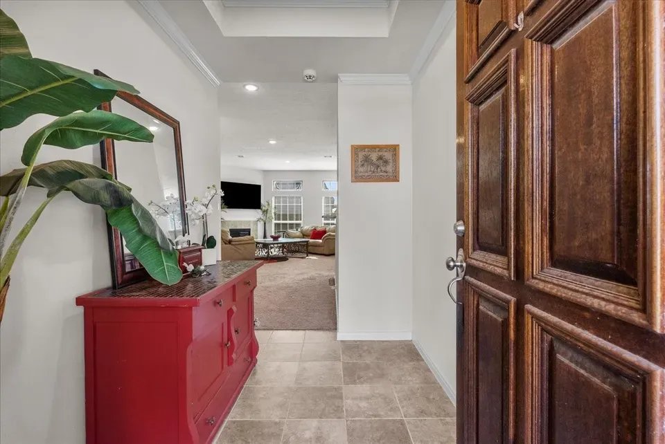 3 Bed 3 Bath Modern Contemporary Residence in League City, TX - 3