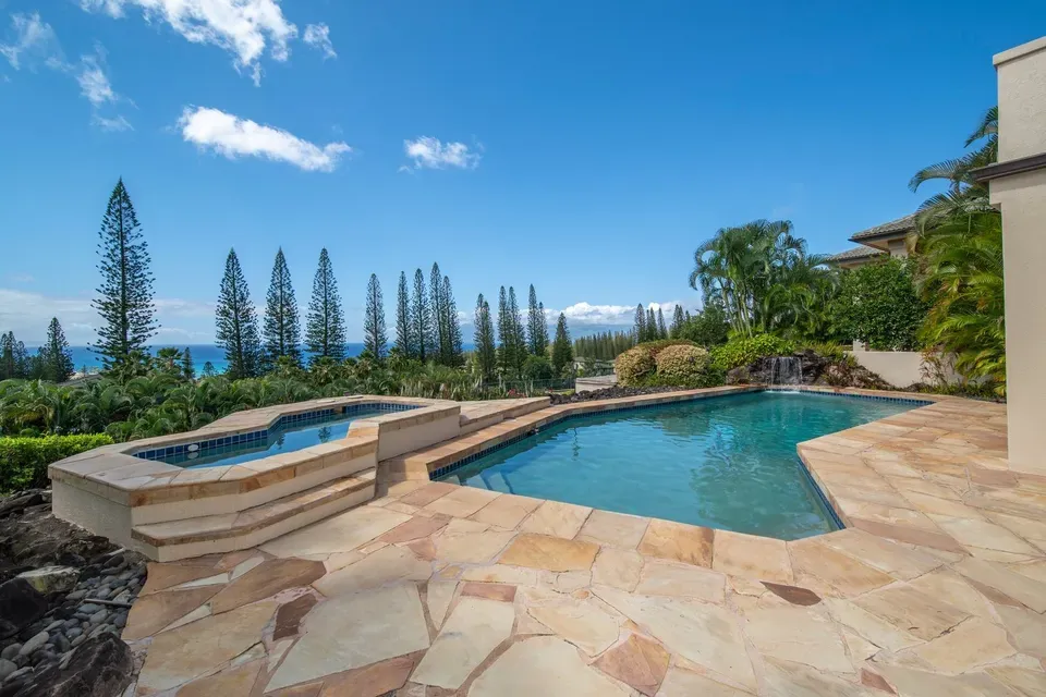 3 Bed 3 Bath Modern Contemporary Residence in Maui, HI - 3