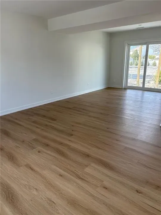 3 Bed 3 Bath Modern Contemporary Residence in Warwick, RI - 5