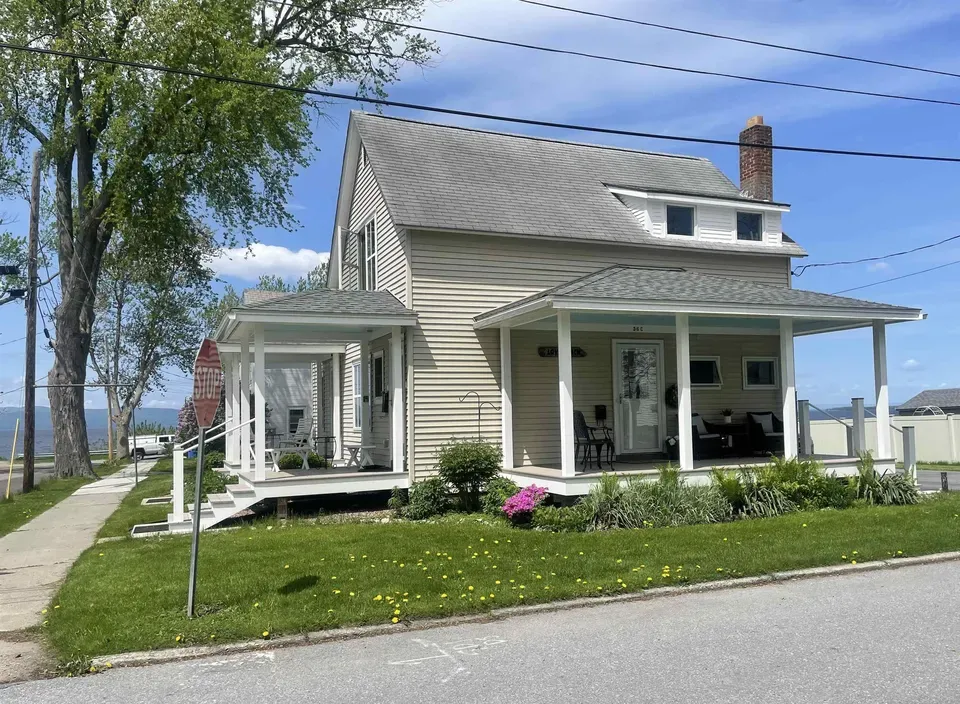3 Bed 3 Bath Multi-Unit Residential Property in Burlington, VT - 1