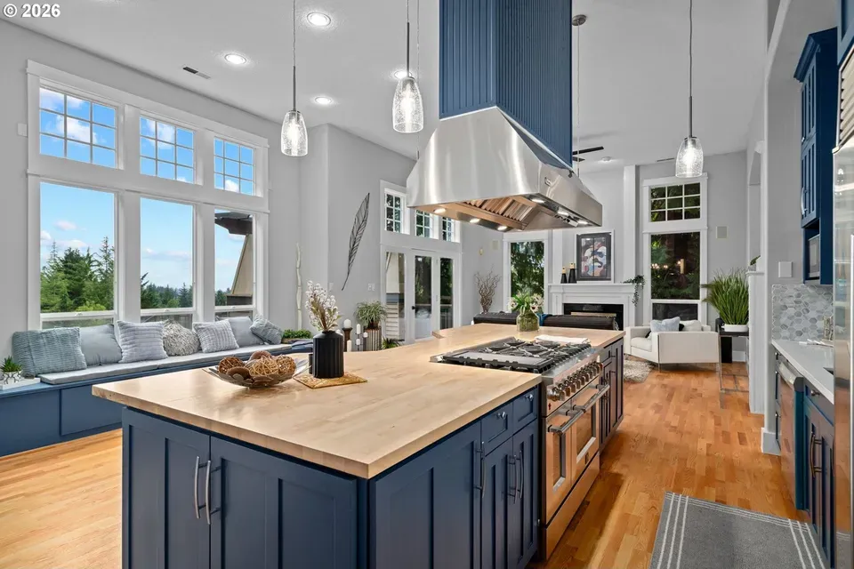 3 Bed 3 Bath Traditional Suburban Family Home in Hillsboro, OR - 3