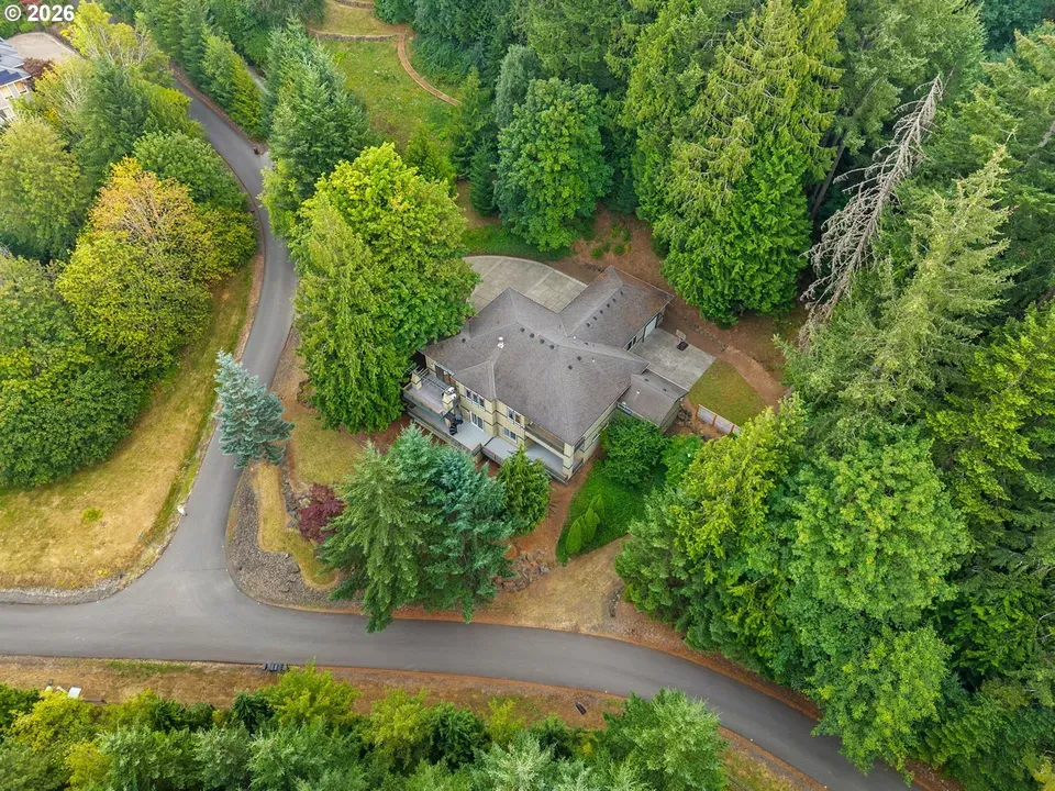 3 Bed 3 Bath Traditional Suburban Family Home in Hillsboro, OR - 5