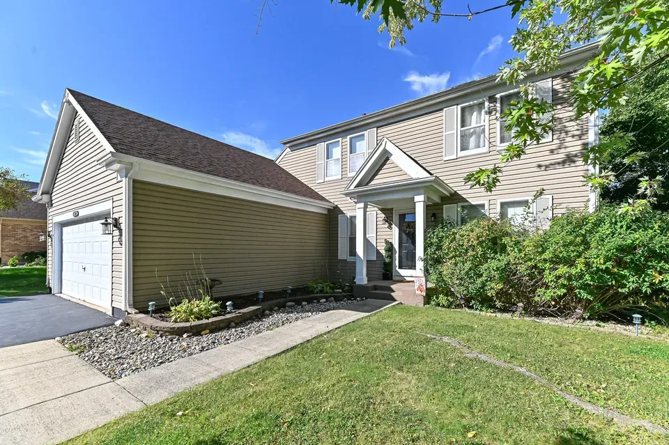 3 Bed 3 Bath Traditional Suburban Family Home in Kenosha, WI - 4