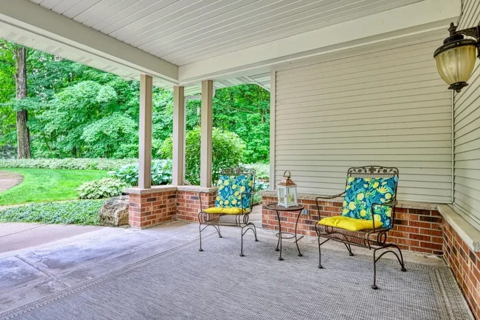 3 Bed 3 Bath Traditional Suburban Family Home in Madison, WI - 3
