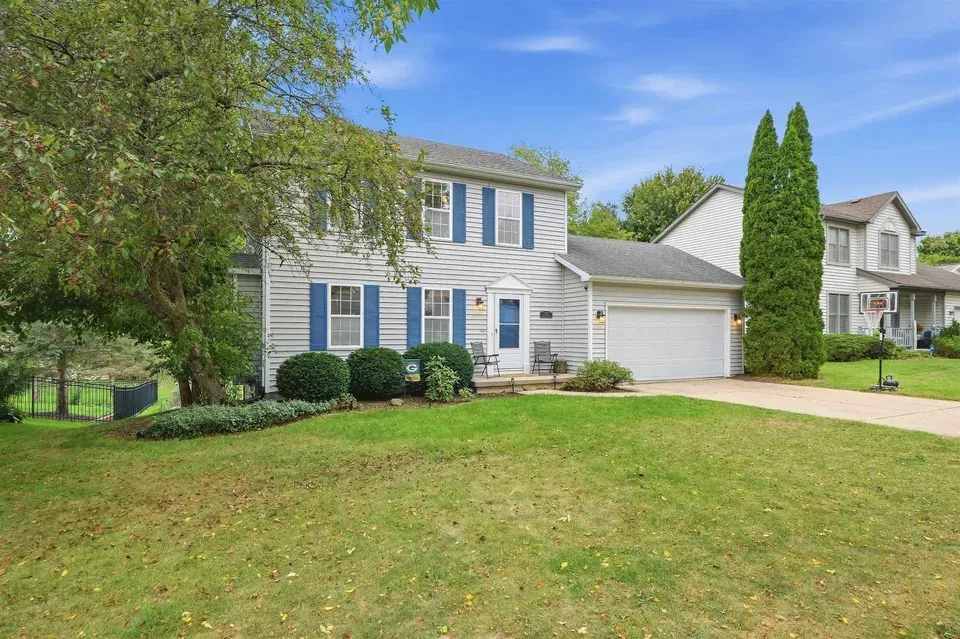 3 Bed 3 Bath Traditional Suburban Family Home in Madison, WI - 3