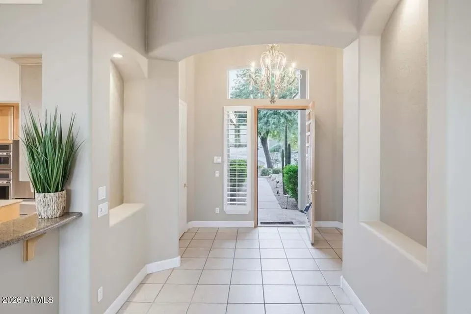 3 Bed 3 Bath Traditional Suburban Family Home in Scottsdale, AZ - 3