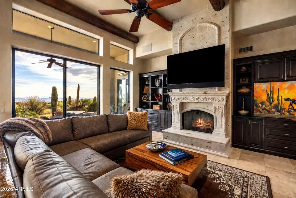 3 Bed 3 Bath Traditional Suburban Family Home in Scottsdale, AZ - 4