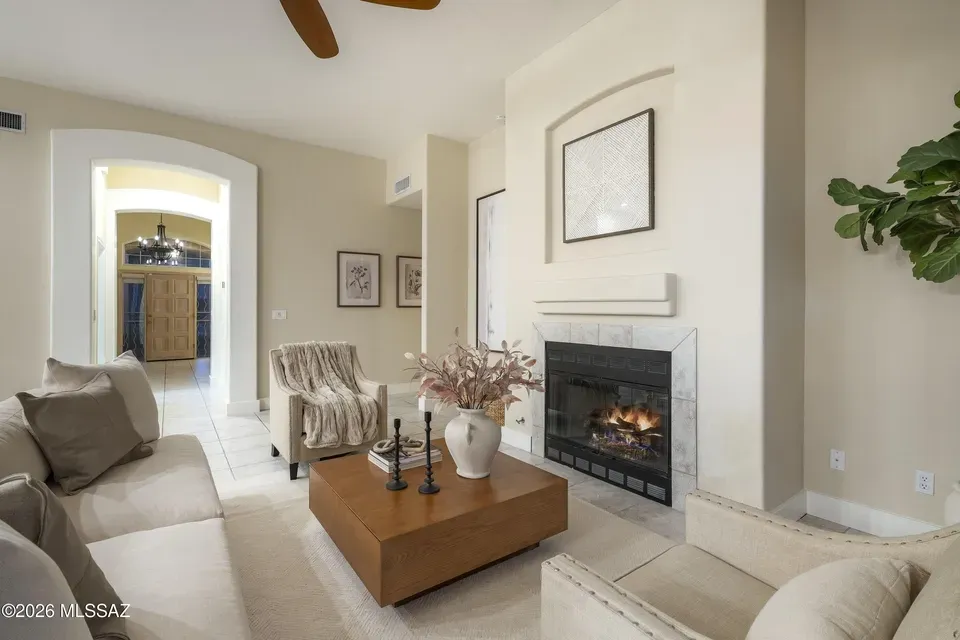 3 Bed 3 Bath Traditional Suburban Family Home in Tucson, AZ - 5