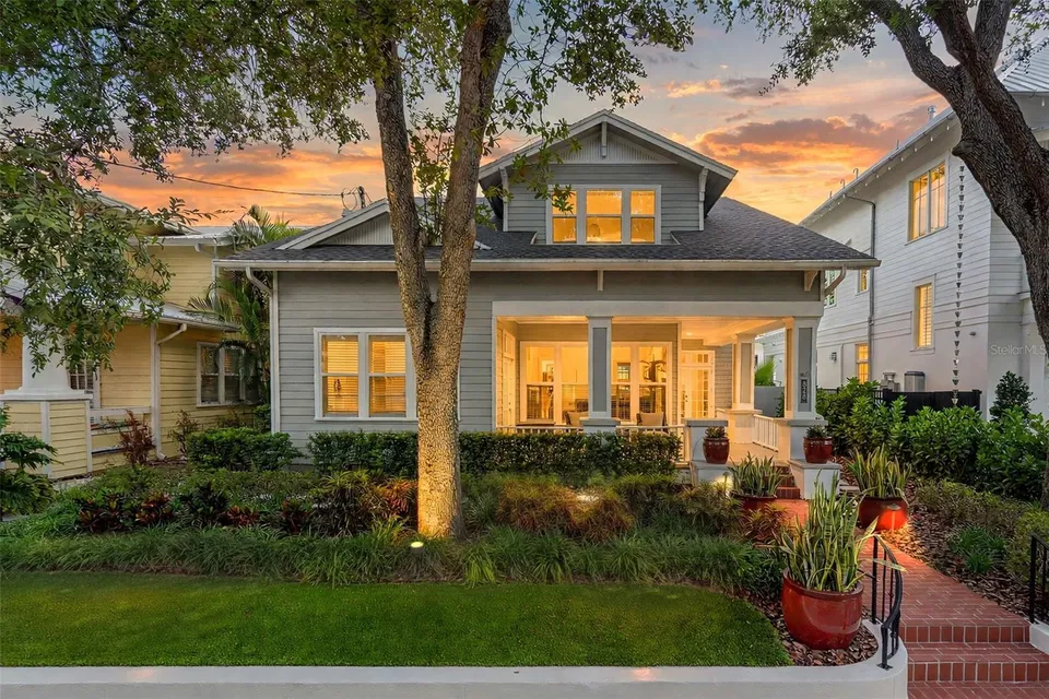 3 Bed 3 Bath Traditional Craftsman in Tampa, FL