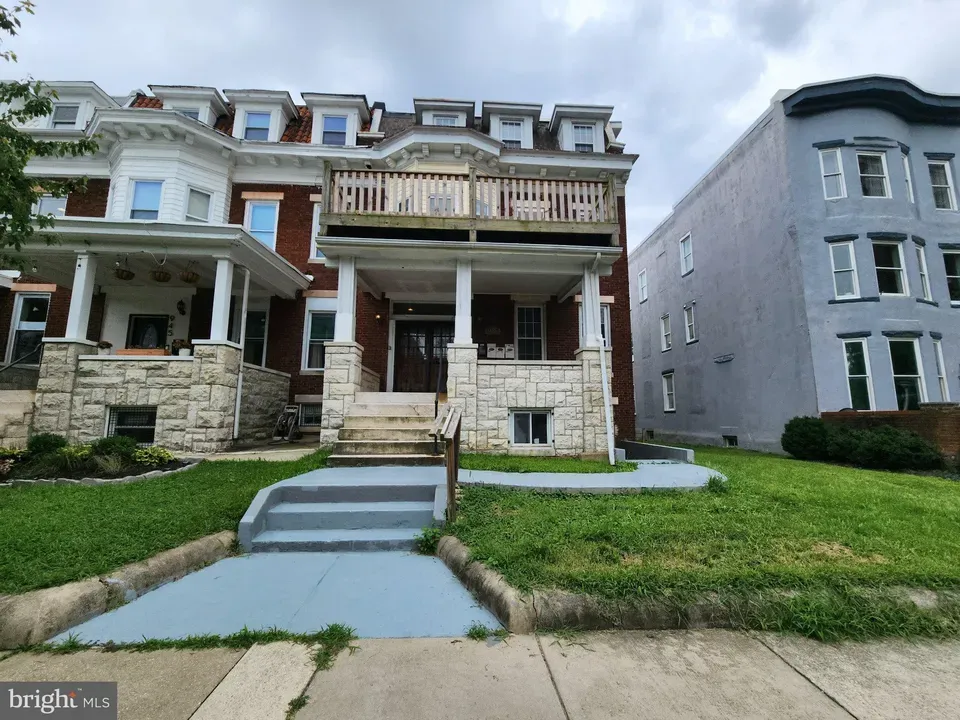 3 Bed 3 Bath Urban Residential Condo in Baltimore, MD