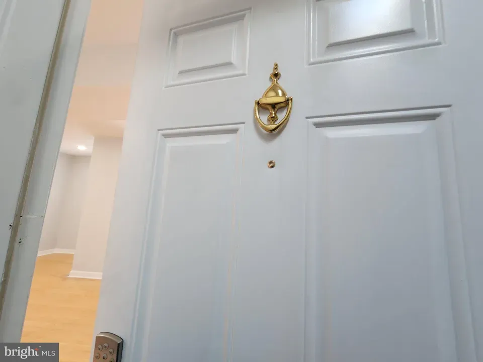 3 Bed 3 Bath Urban Residential Condo in Baltimore, MD - 2