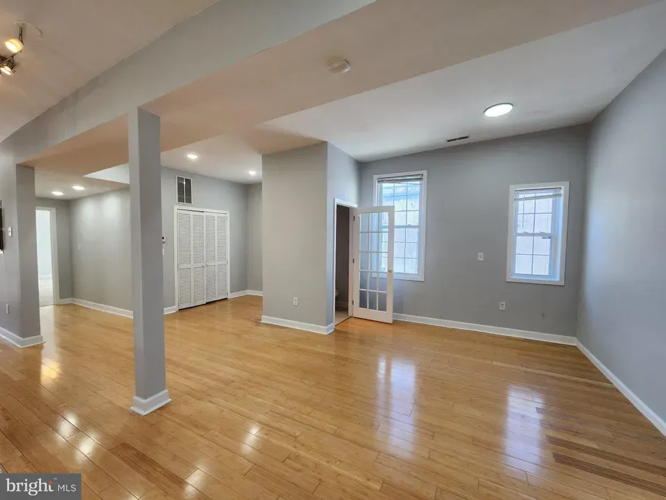 3 Bed 3 Bath Urban Residential Condo in Baltimore, MD - 3