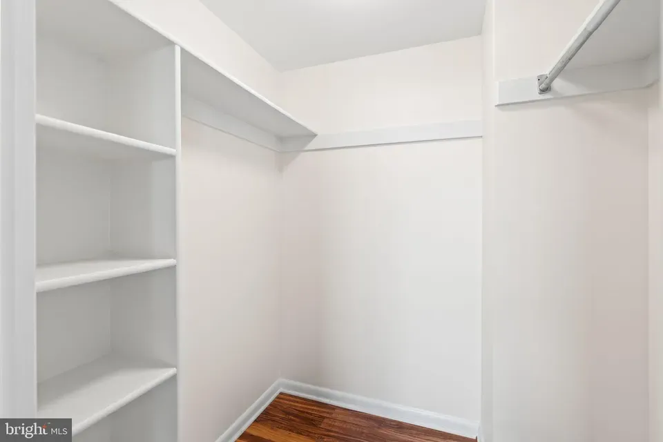 3 Bed 3 Bath Urban Residential Condo in Bethesda, MD - 5