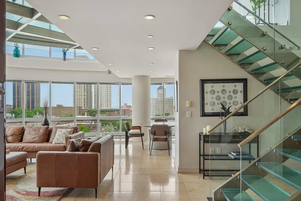3 Bed 3 Bath Urban Residential Condo in Milwaukee, WI - 3