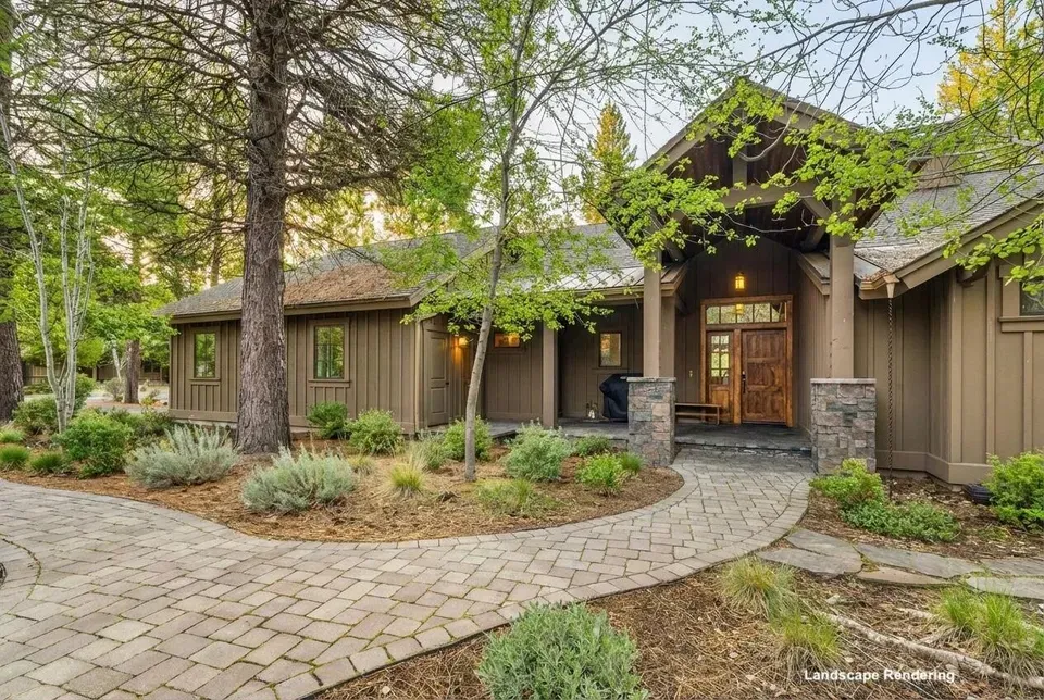 3 Bed 4 Bath Established Contemporary Home in Bend, OR